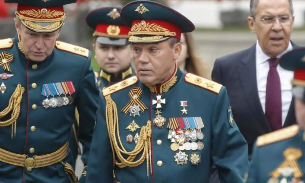 Τρικλοποδιά στο NATO! Η Ρωσία προσεγγίζει τη Γαλλία αβαντάροντας εμμέσως την δημιουργία του Ευρωστρατού